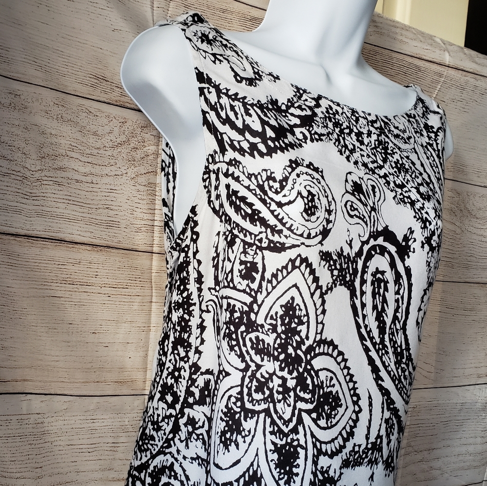 ✅SOLD✅ SOFT SURROUNDINGS Summer Dress Womens Size M White & Black Paisley - Picture 5 of 9